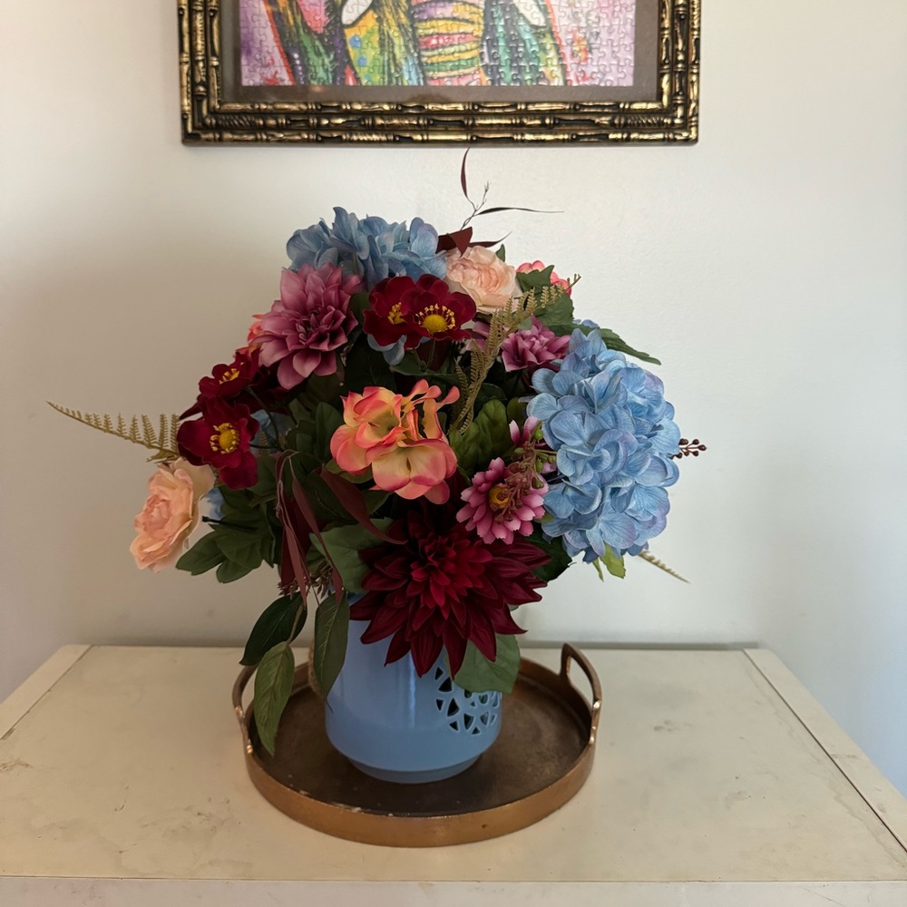 Blue Bliss faux flower arrangement!